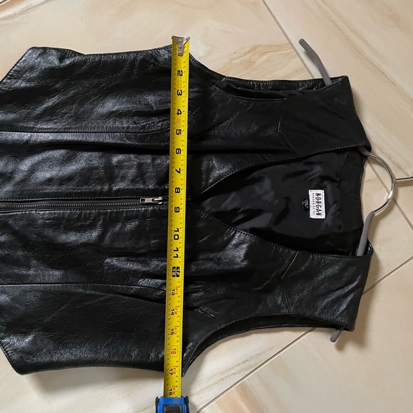 Black Leather Zip Vest - Picture 6 of 6